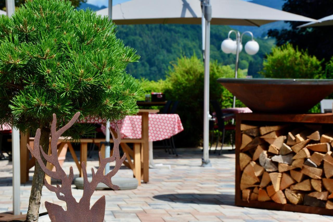 Genusshotel Hirschen - Erholung Im Gruenen Sallneck エクステリア 写真